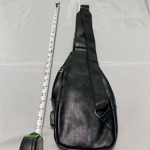 USB Charging Sling Backpack Purse Adjustable Strap Multiple Zipper Pockets Black - Picture 9 of 9